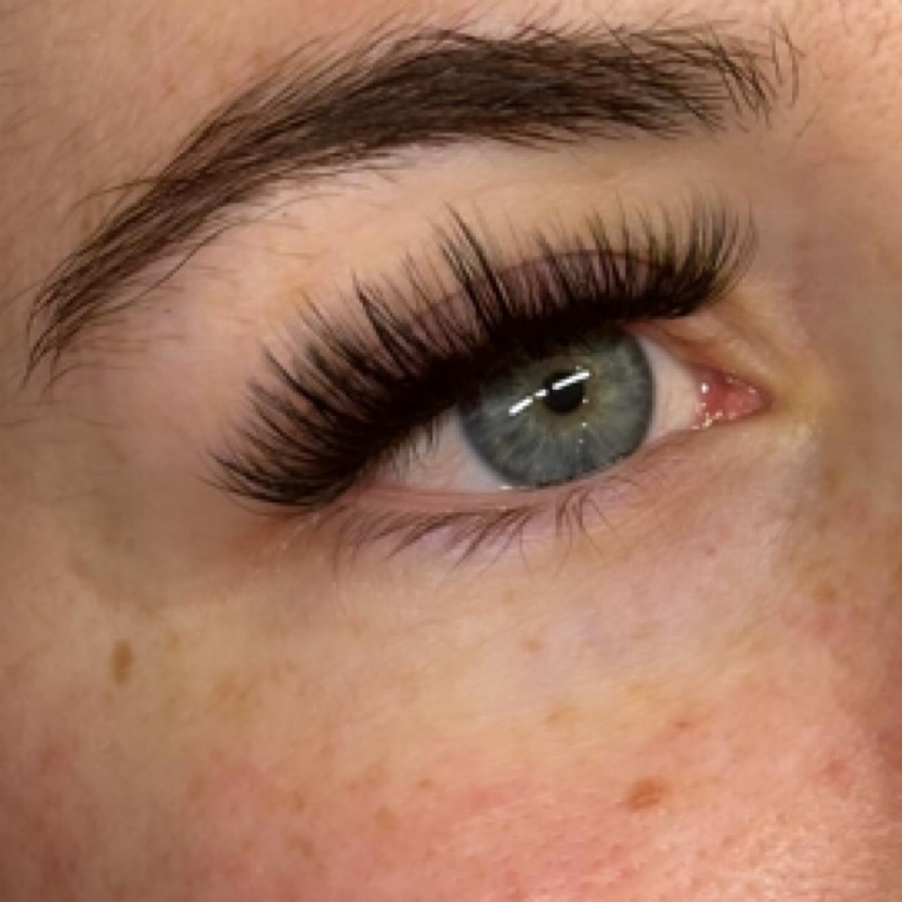 Glam Kitten: Full Set (Mega Volume) at The Lash Kitten in Warwick, RI