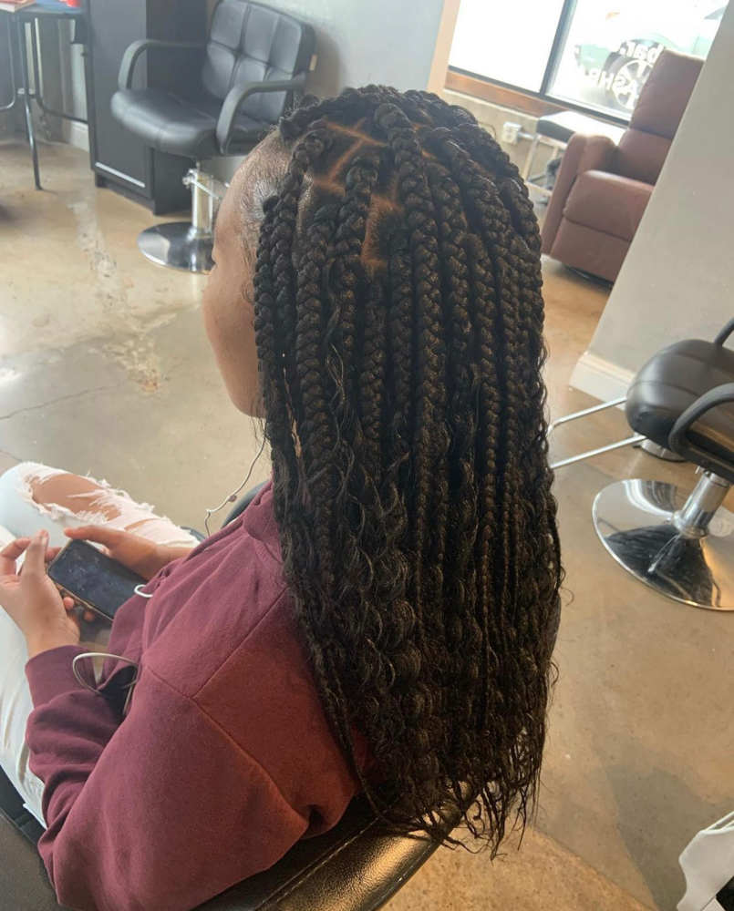 Goddess Knotless Medium W/ Hair