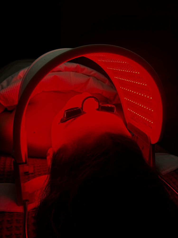 LED LIGHT THERAPY