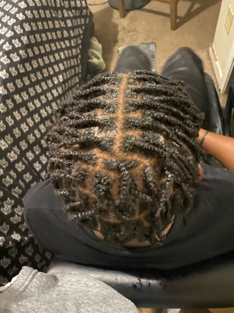 Females natural Twist