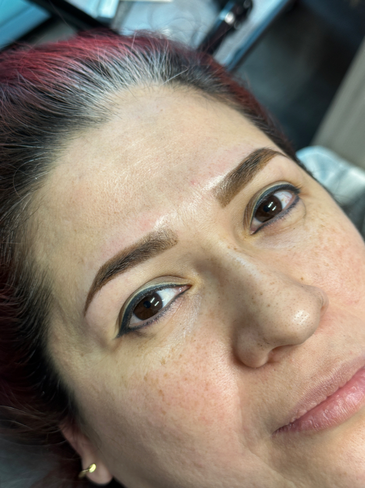 Desing, Wax & Tint at Saya Style in Austin, TX