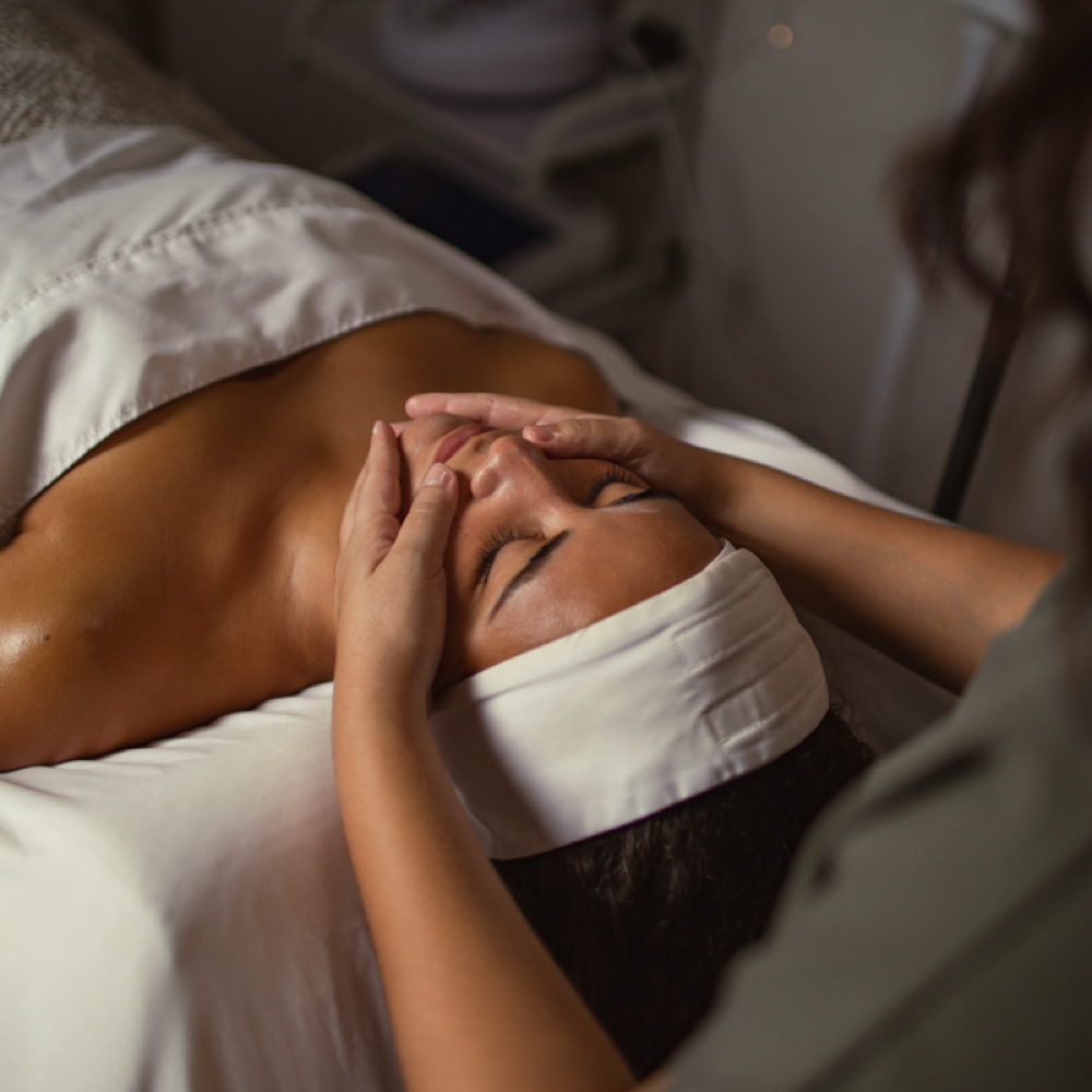 Head-to-Hands Release at Fresh Skin Esthetic in Guayama, PR