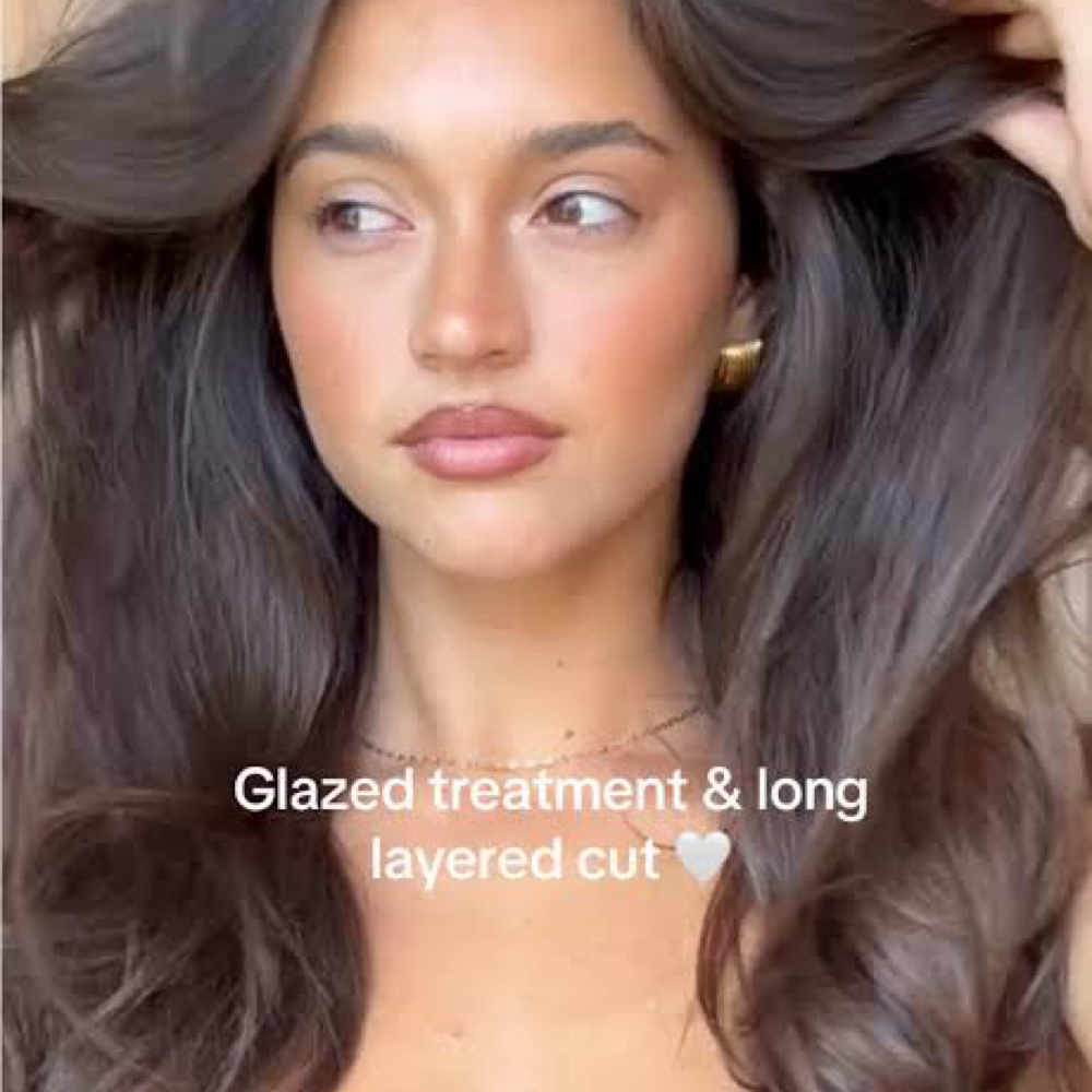 Full Cut, Gloss Treatment W/Blowdry at Beauty Blowout Bar Salon in San Antonio, TX