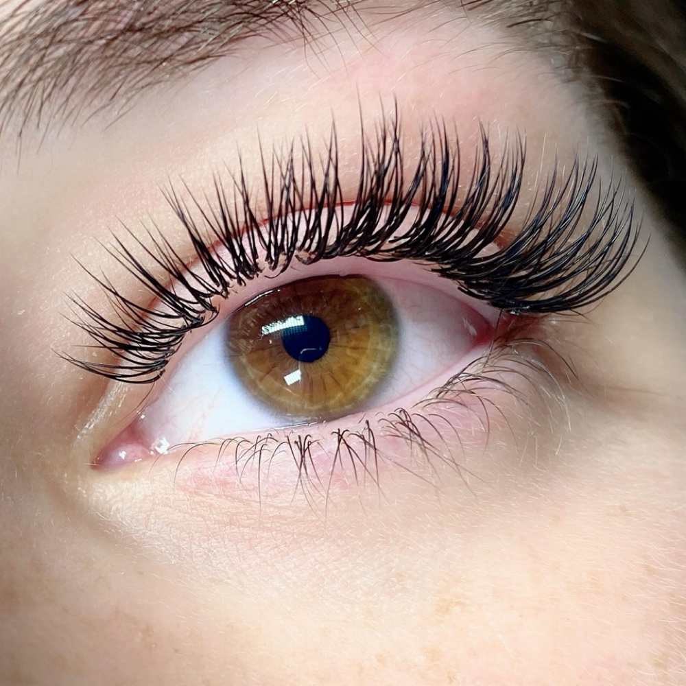 45 Minute Mini Fill at Beauty Babes Salon in navarre, FL