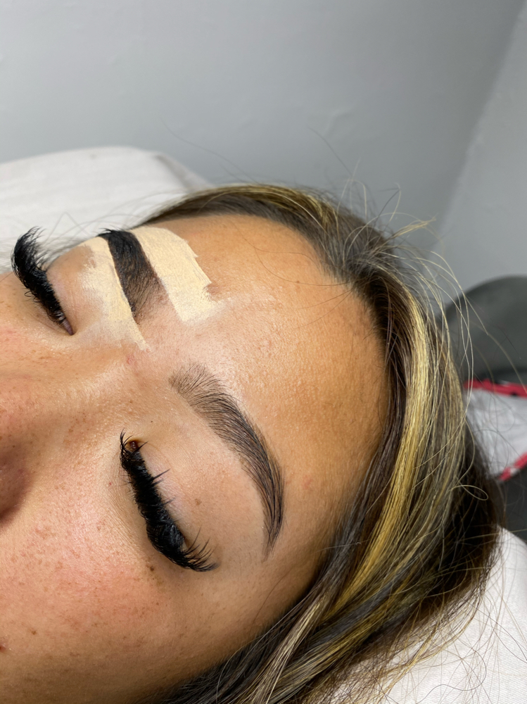 BROW SHAPE&TINT