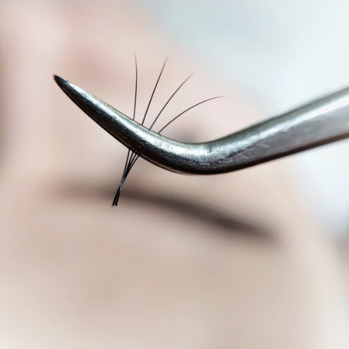 Lash Consultation (complimentary)