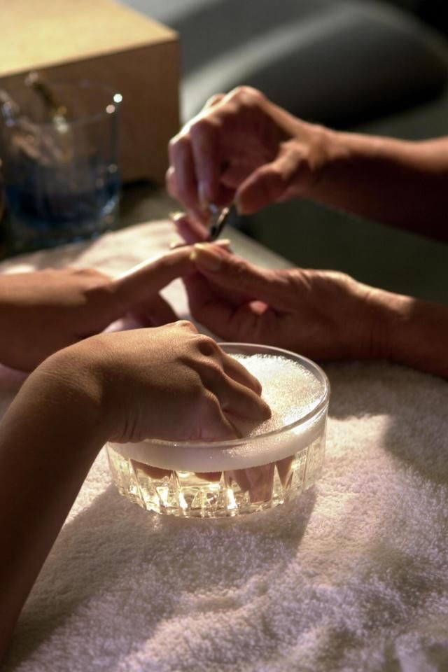 Acrylic nail removal / soak off