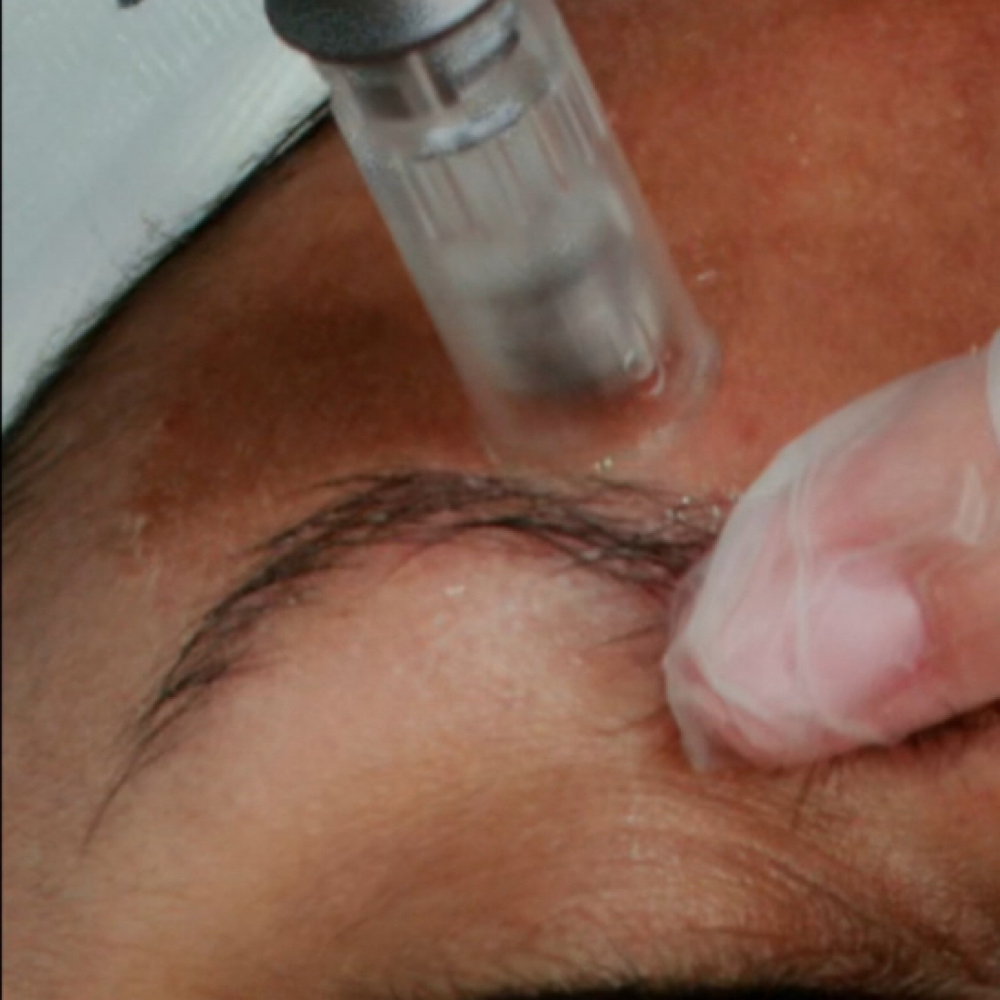 Hydrodermadrasion at Beauty Bar Hair & Nail lounge in El paso, TX