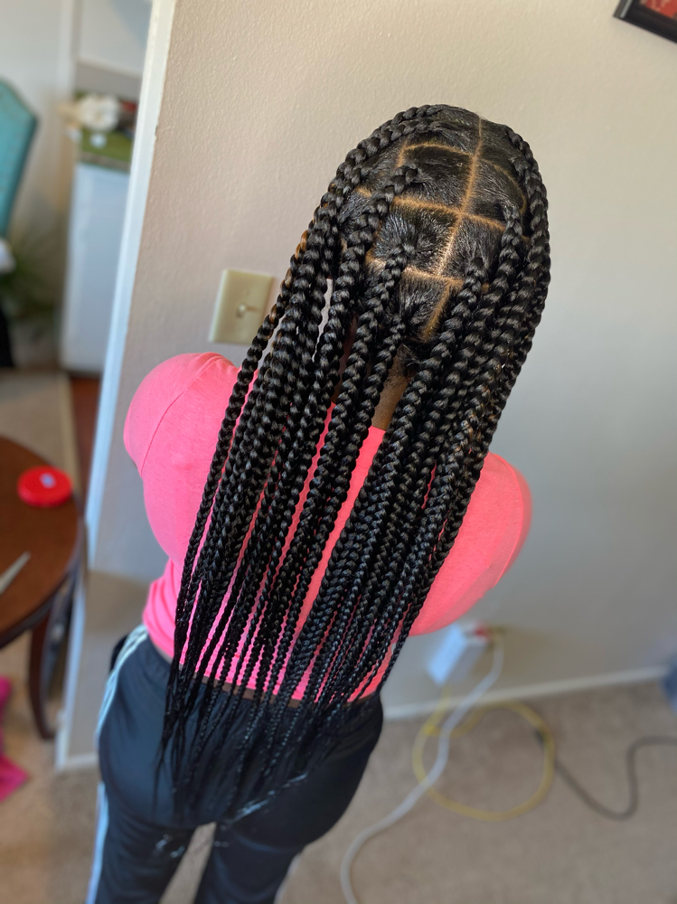 Large Knotless at JayBraids in Richmond Hts, OH
