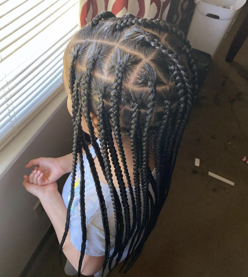 Knotless Med/Large at JayBraids in Richmond Hts, OH