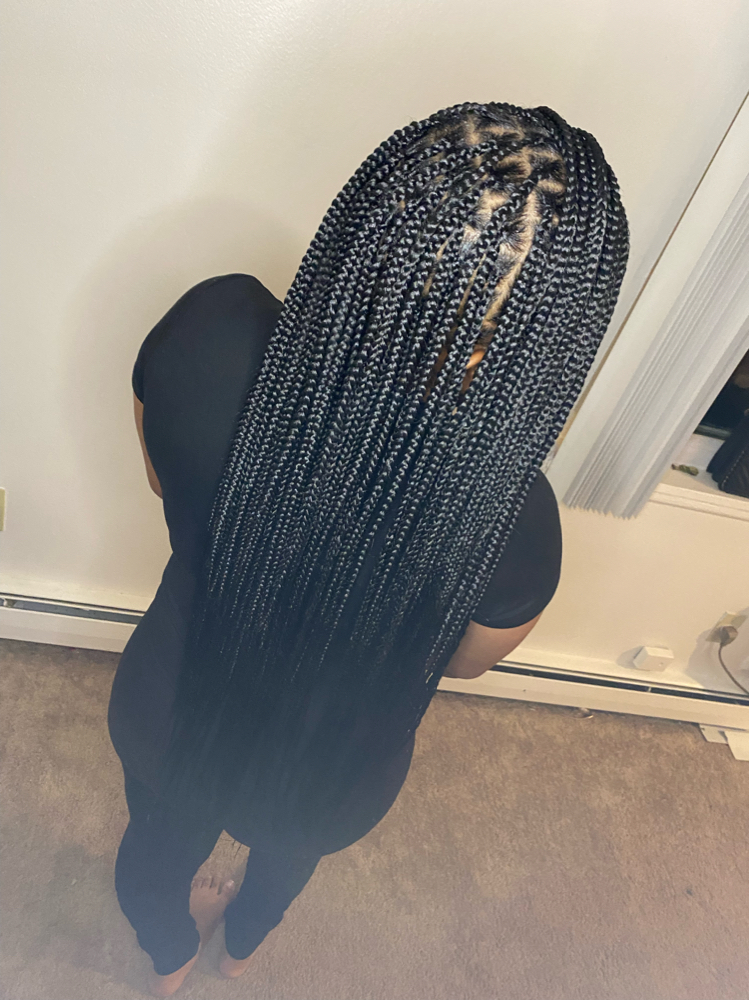 Semi Small Knotless at JayBraids in Richmond Hts, OH