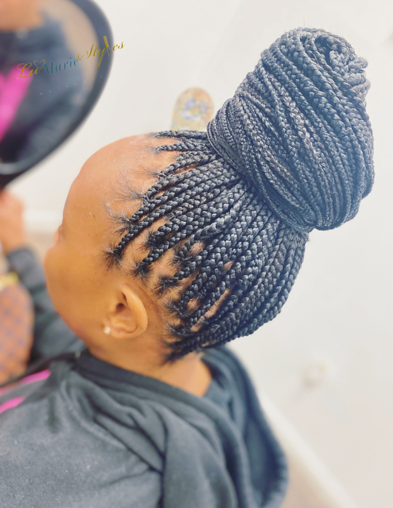 Medium Knotless Braids