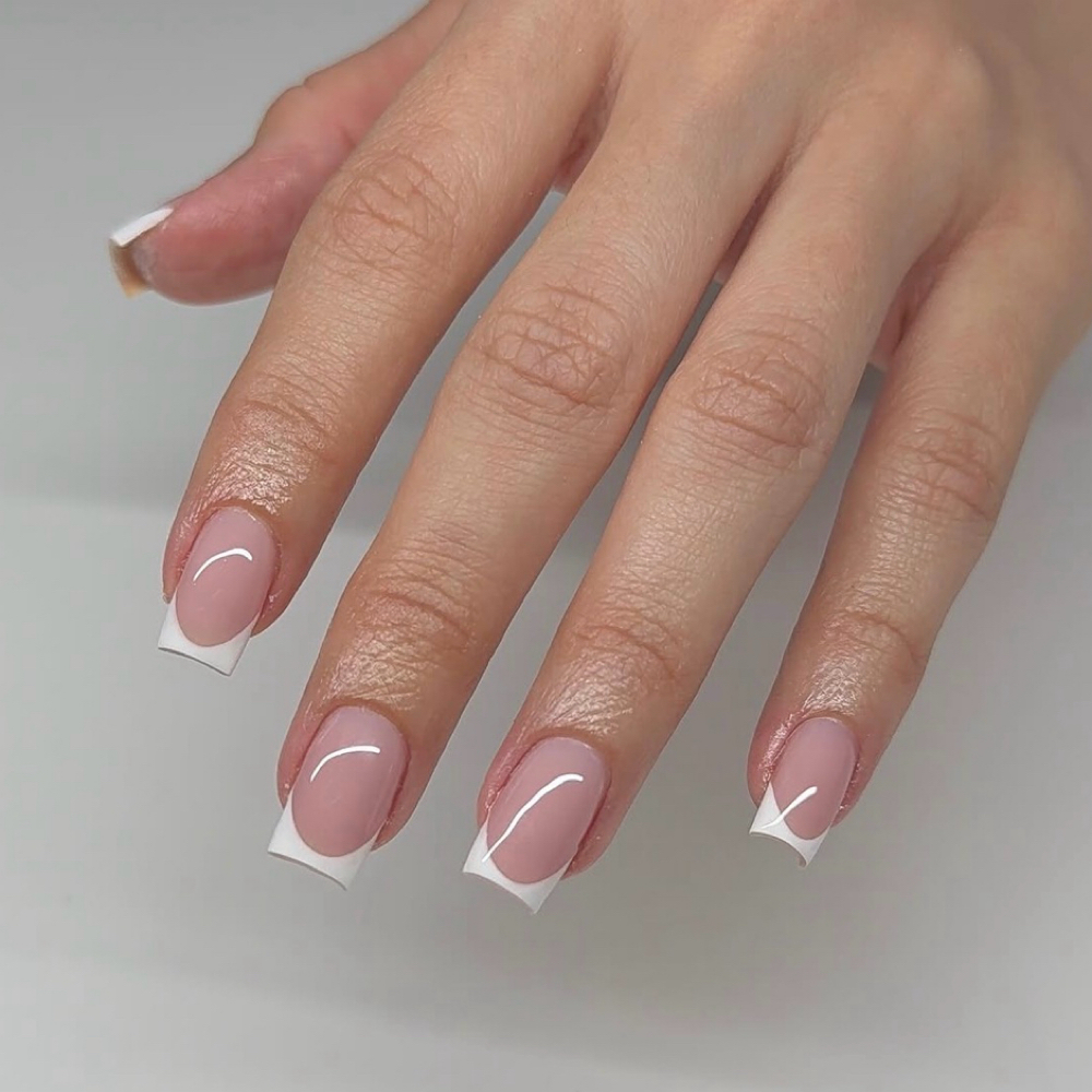 Hard Gel Manicures at Luxurytipss in Minneola, FL