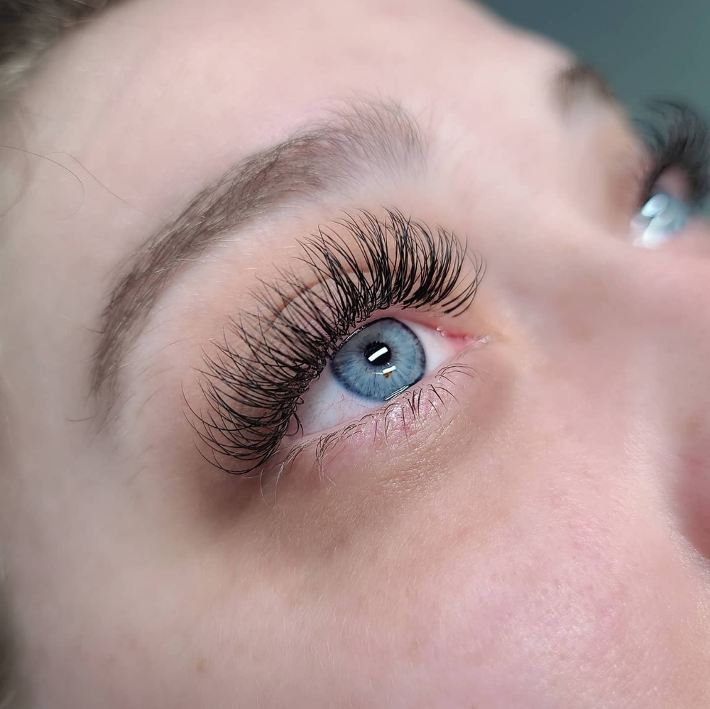 Classic Lash Extensions