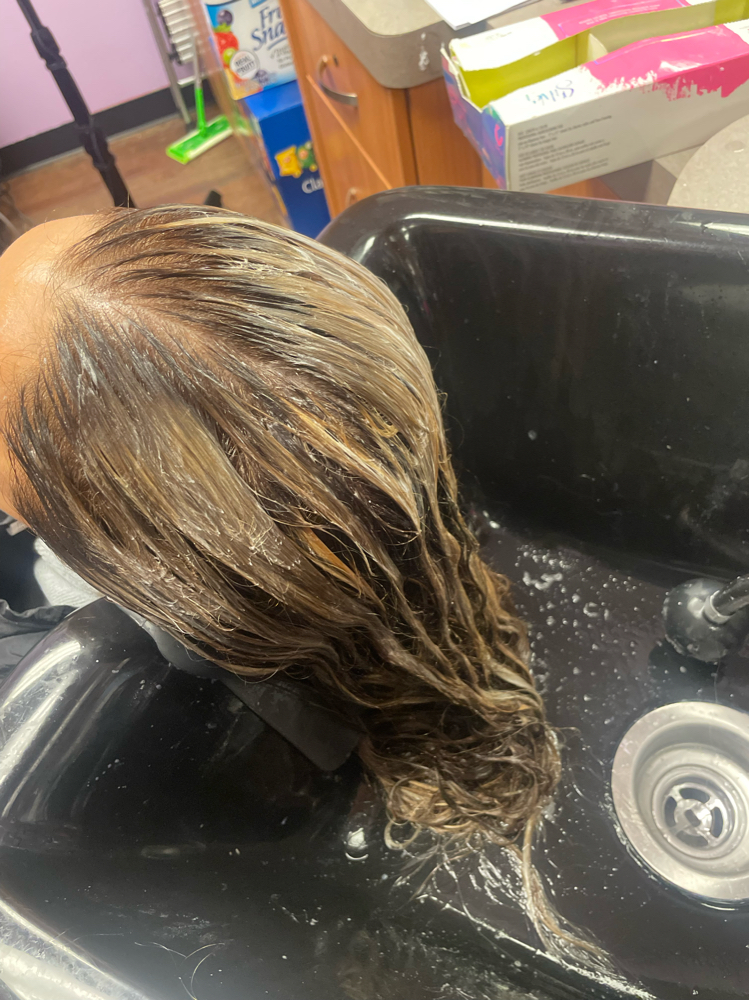 Condtioning Treatment at J’s Chic Hair in Arlington, TX