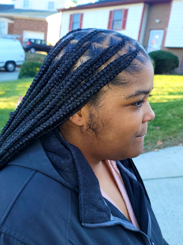 Medium Knotless