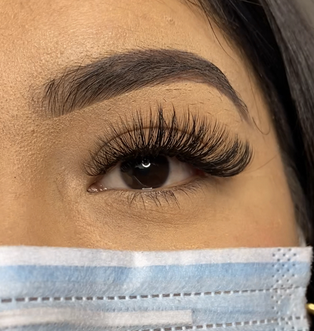 Hybrid Eyelash Extensions