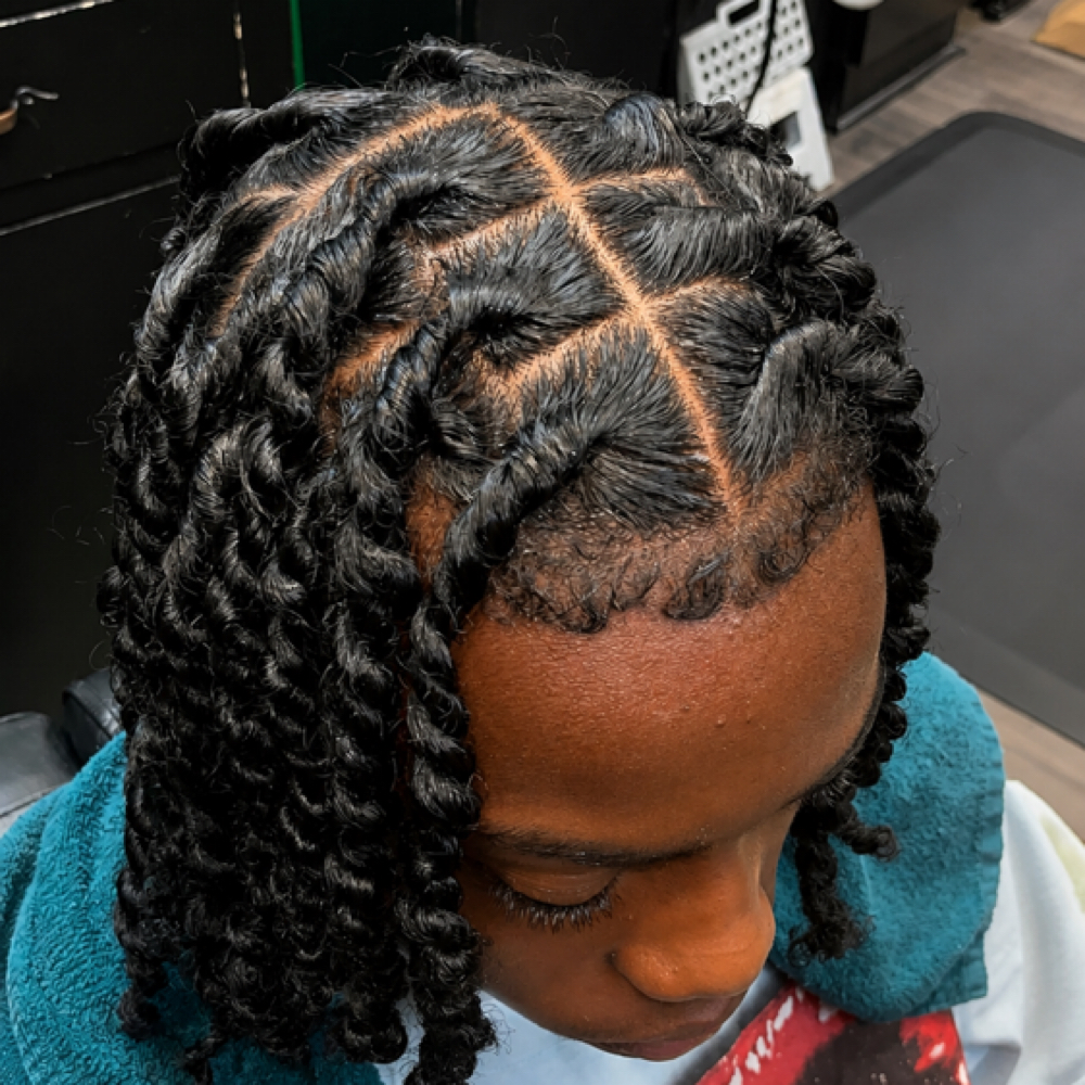 Starter Locs For Any Hair Textures at DeLisha Doin’ Locs Well in Charlotte, NC