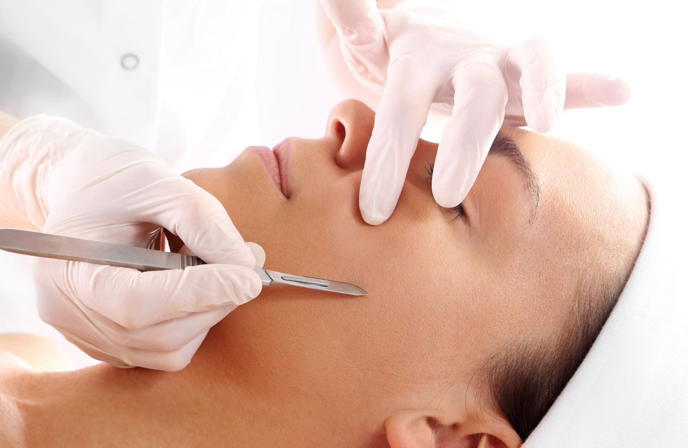 Dermaplaning