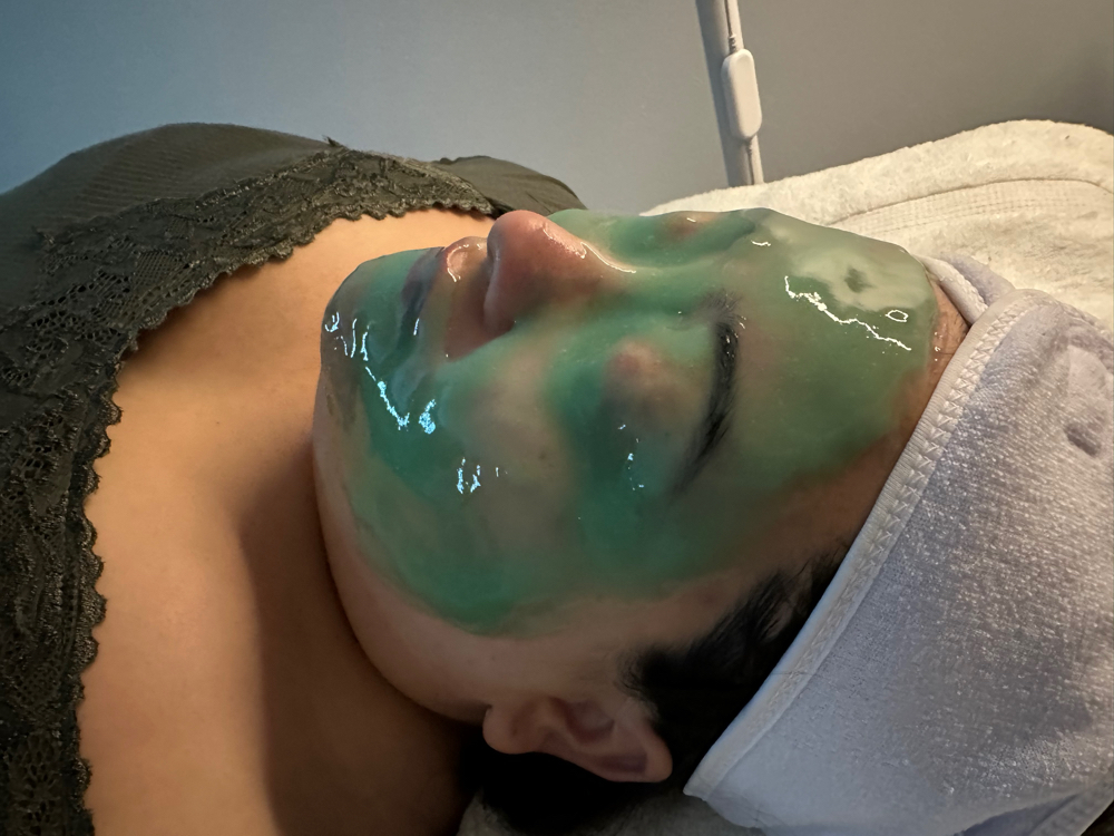 Hydrojelly Facial