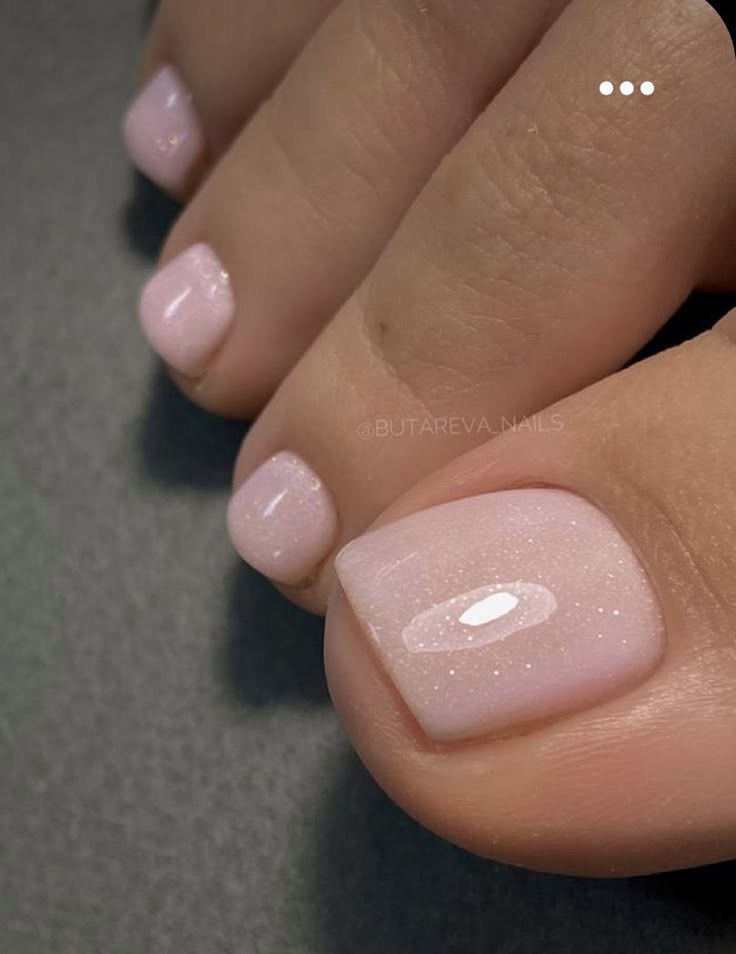 Gel pedicure at Ninutsa Nails in Brooklyn, NY