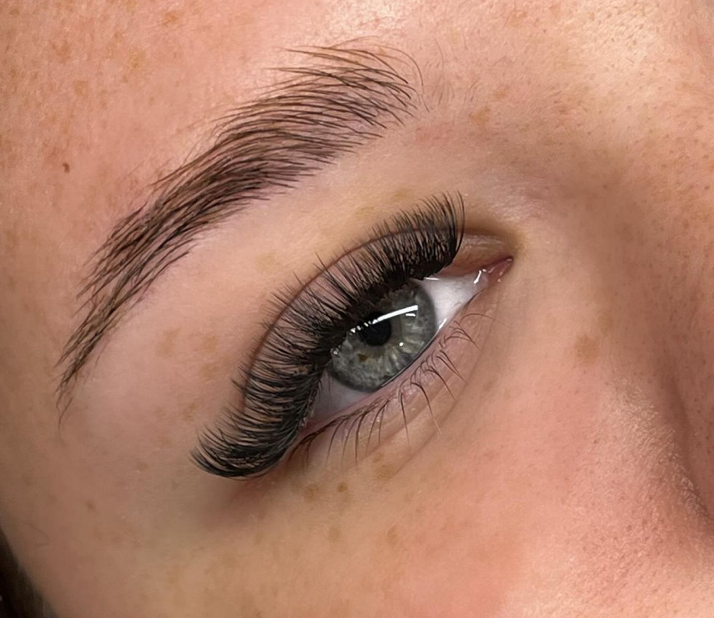 Hybrid Fullset at Lux Beauty in Bakersfield, CA