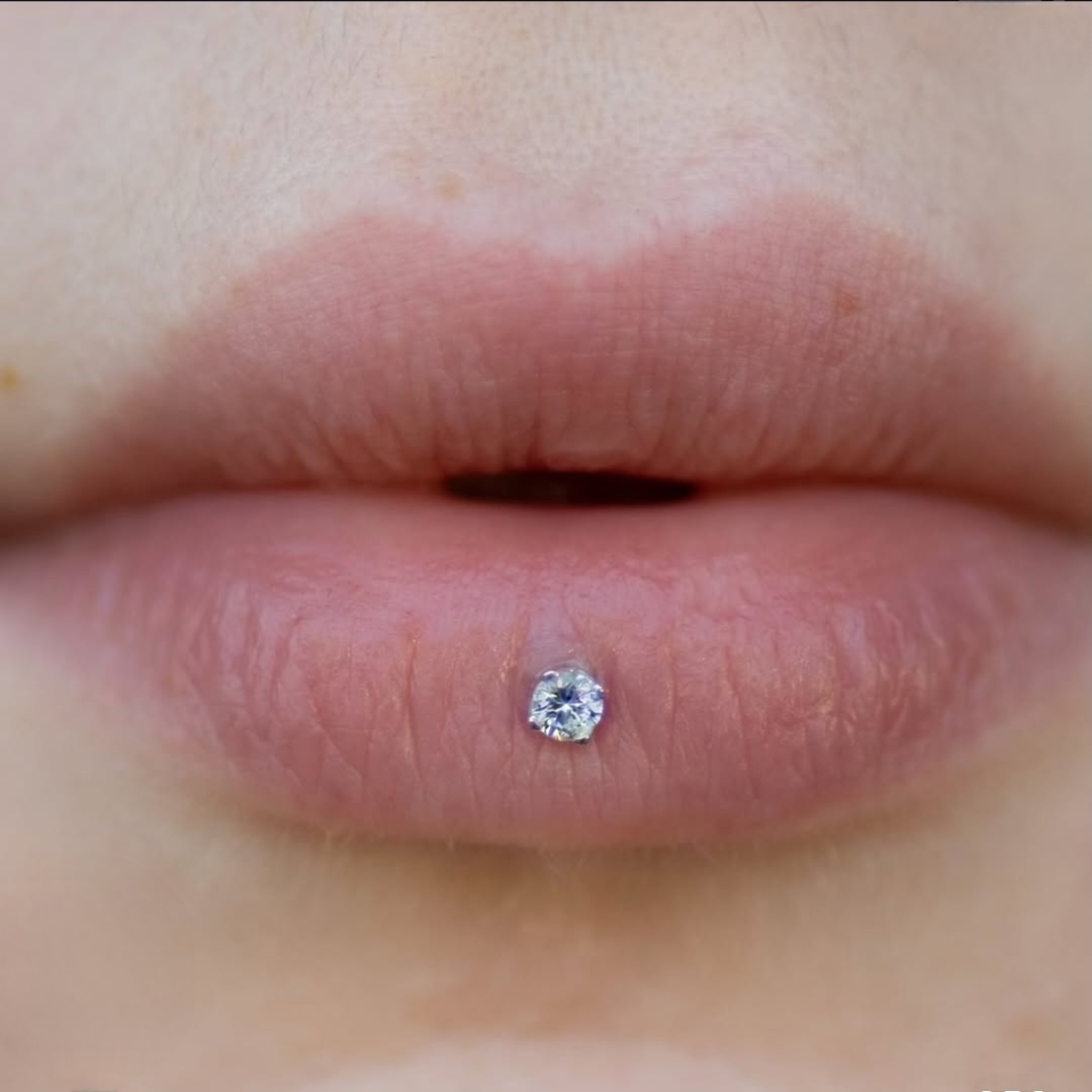 Ashley Lip Piercing