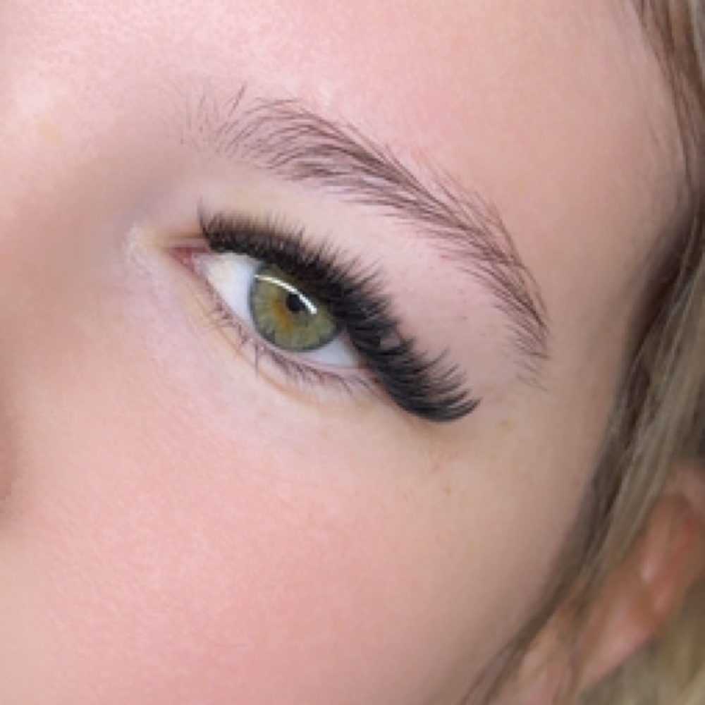 Volume Lashes at Angelic’Lux Beauty studio in Jblm, WA