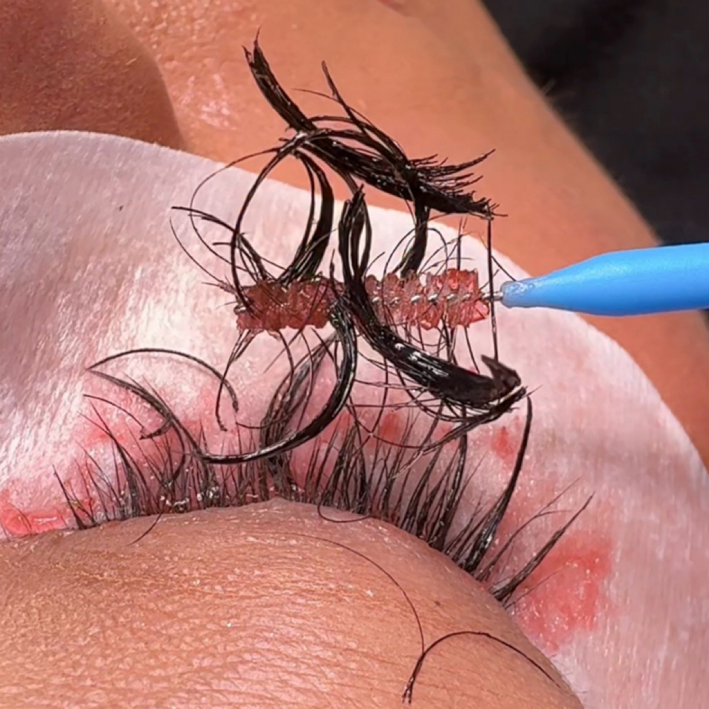 Lash Removal at Legacy Lash Studio in Hanford, CA