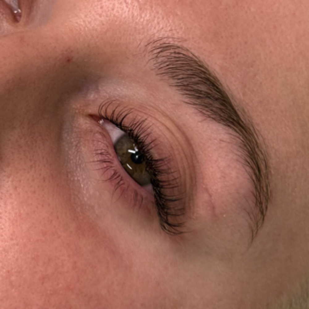 Classic Eyelash Extension Fill Ins at Your Brow Bestie in toledo, OH
