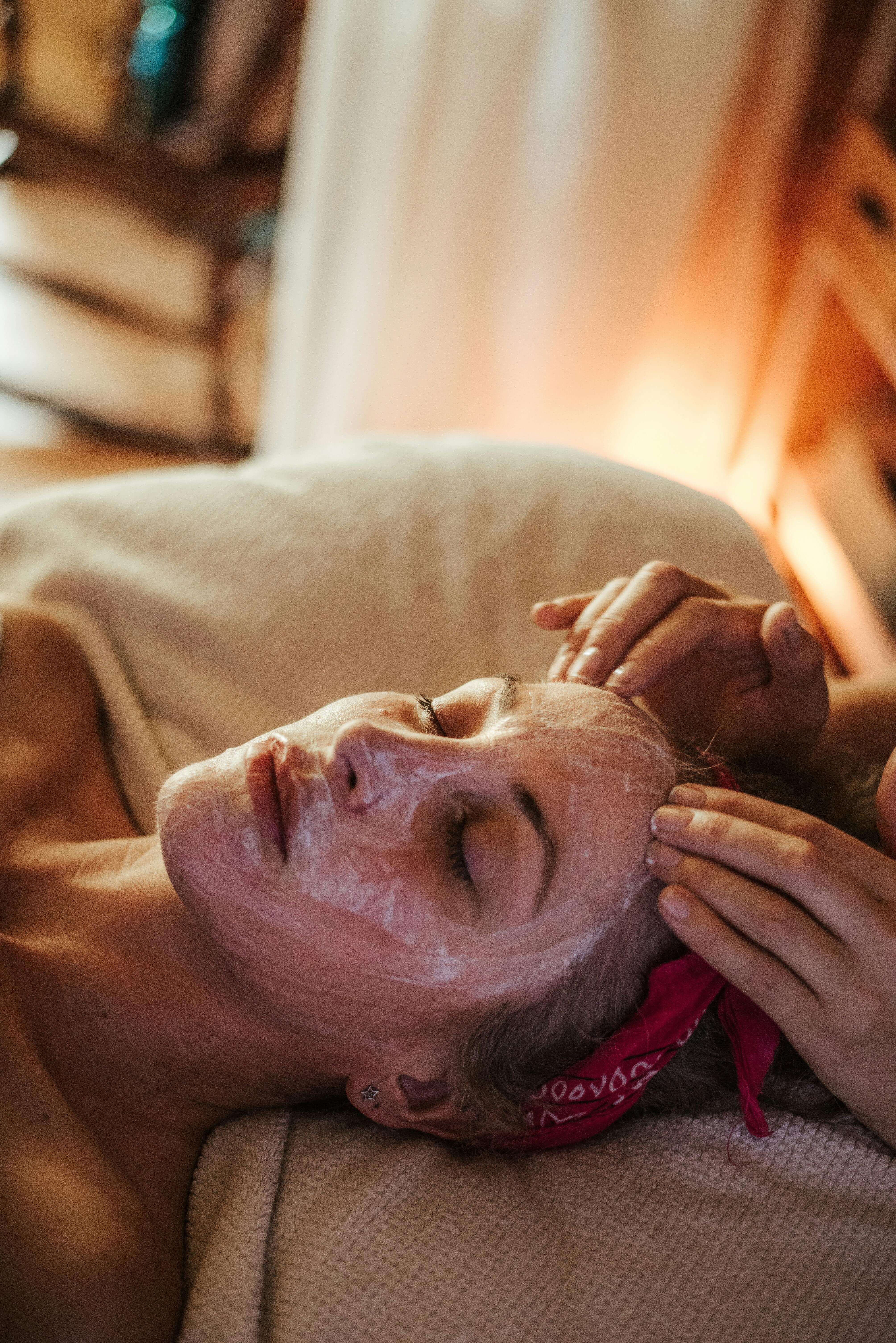 SENSITIVE/ROSACEA FACIAL