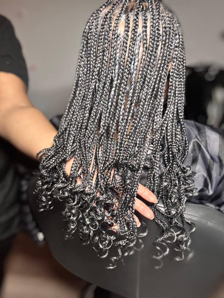 Knotless Medium Size