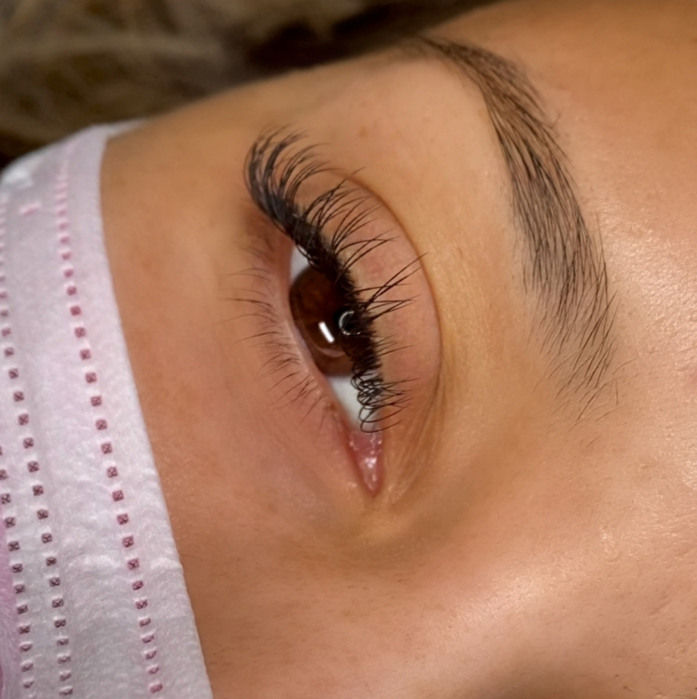 Lash Removal