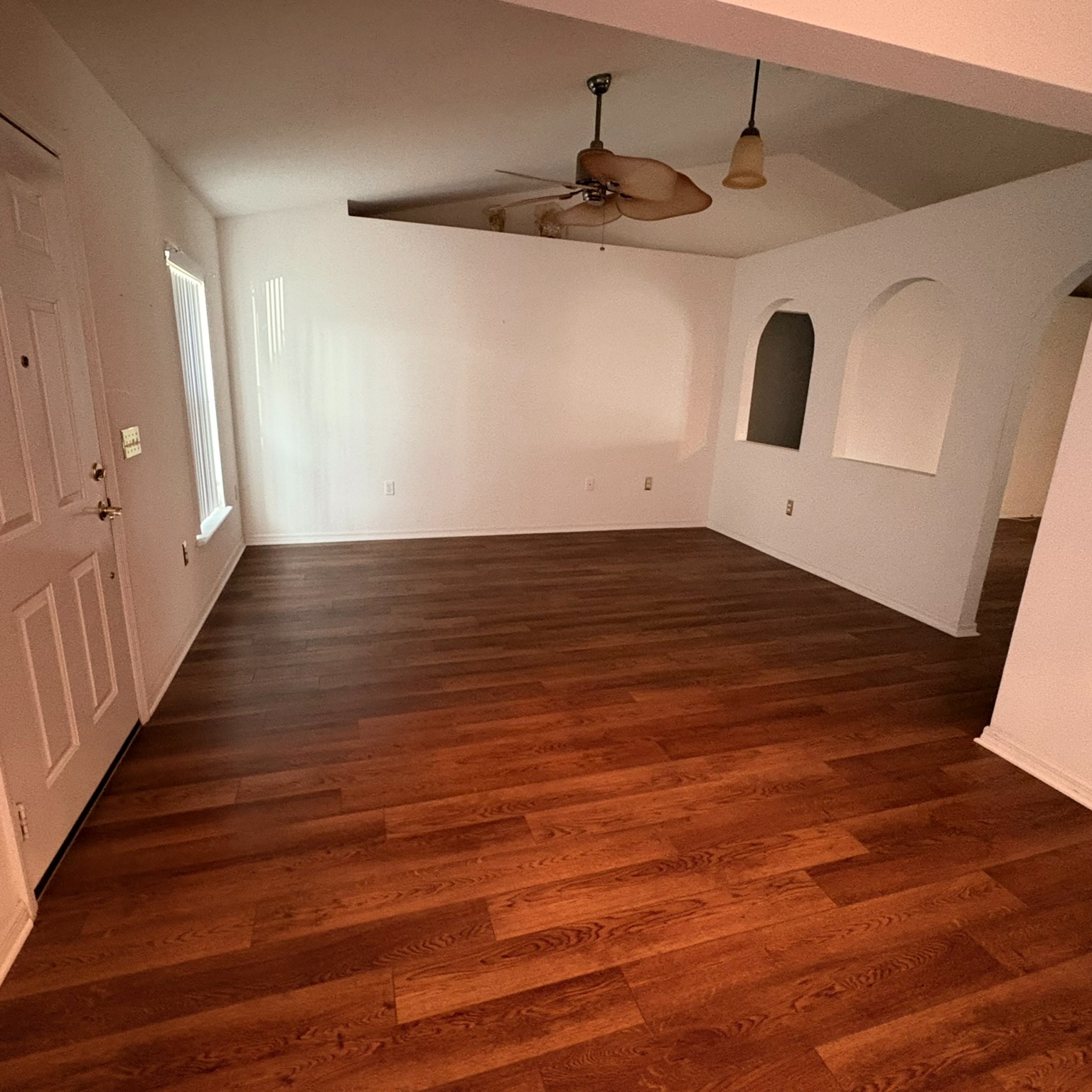 Move-In/Move-Out Cleaning at Nessie Keeps It Clean LLC