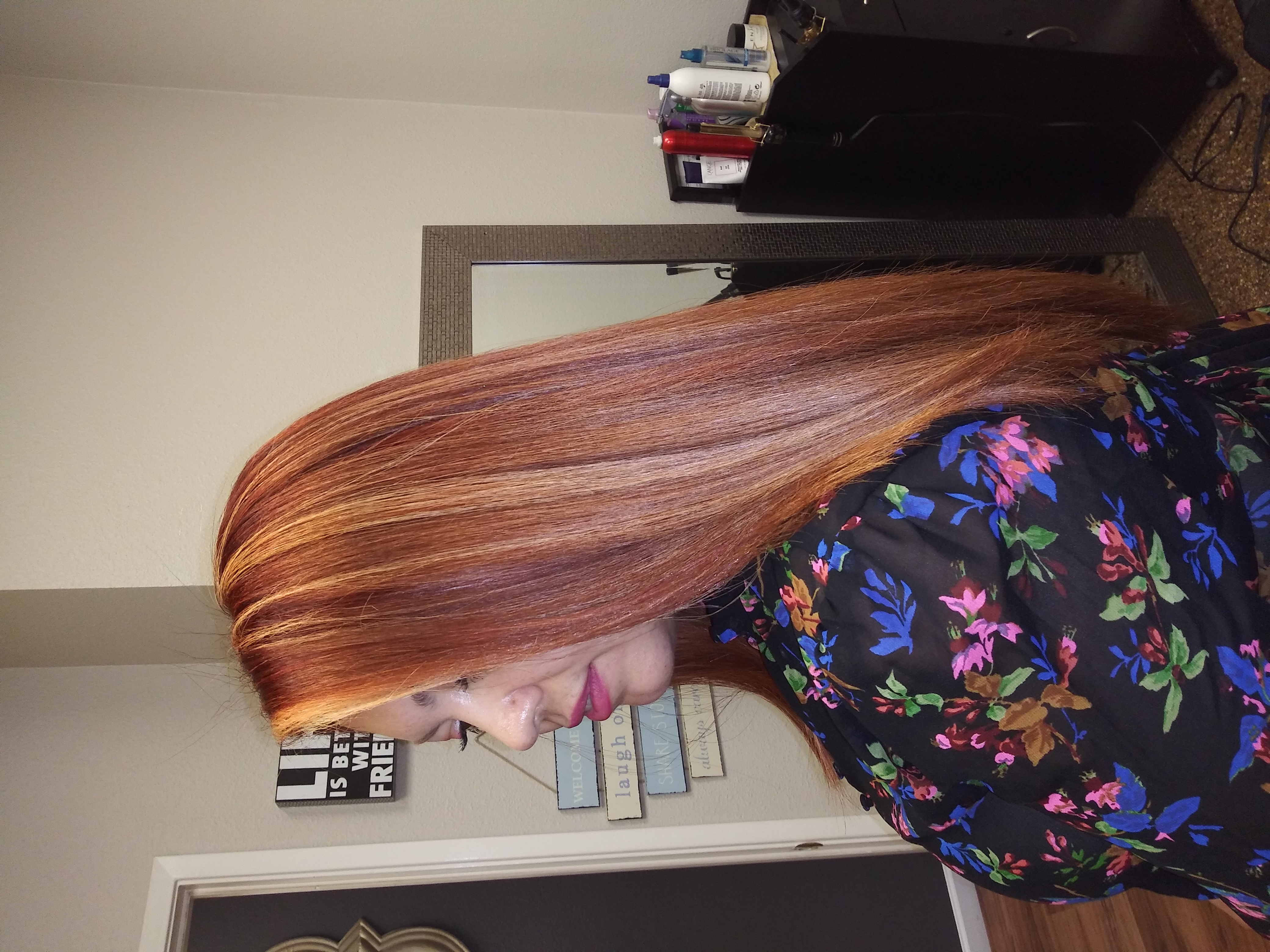 Full Color $100 And Up at De Luxe Beauty Parlour in 93704
