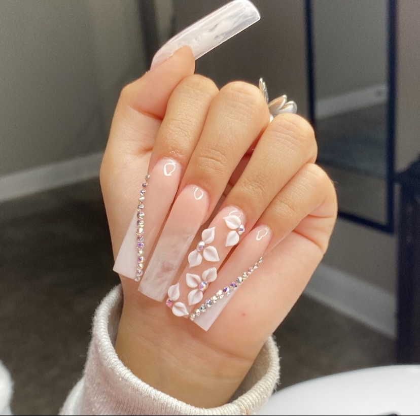 Nail Removal + New Full Set