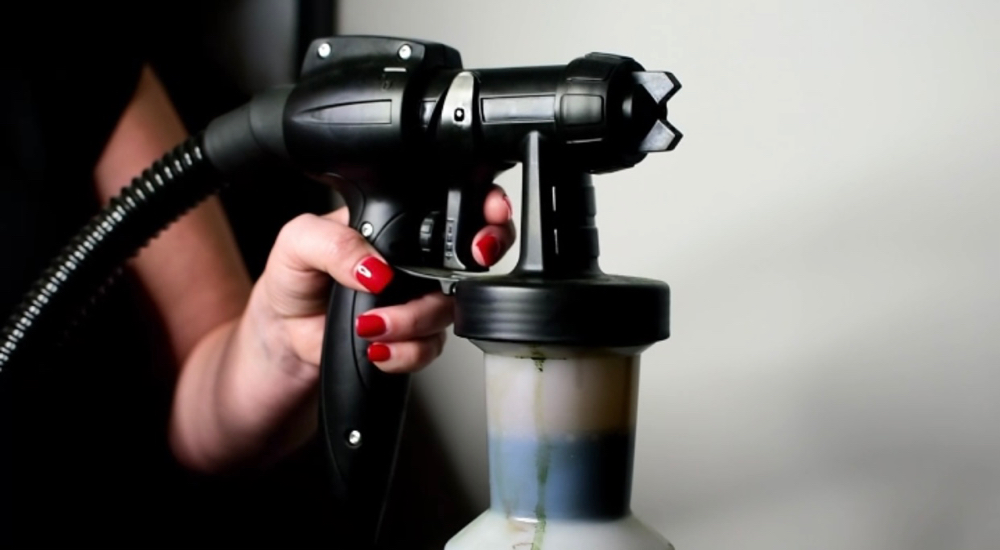 Airbrush Spray Tan at Revive & Renew Esthetics in Tulsa, OK