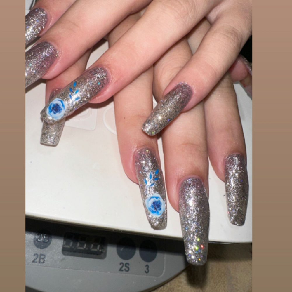 Dip/Acrylic Long/Tip One Color at It’s Joy Time/ Joy Baumgardner in Conway, AR