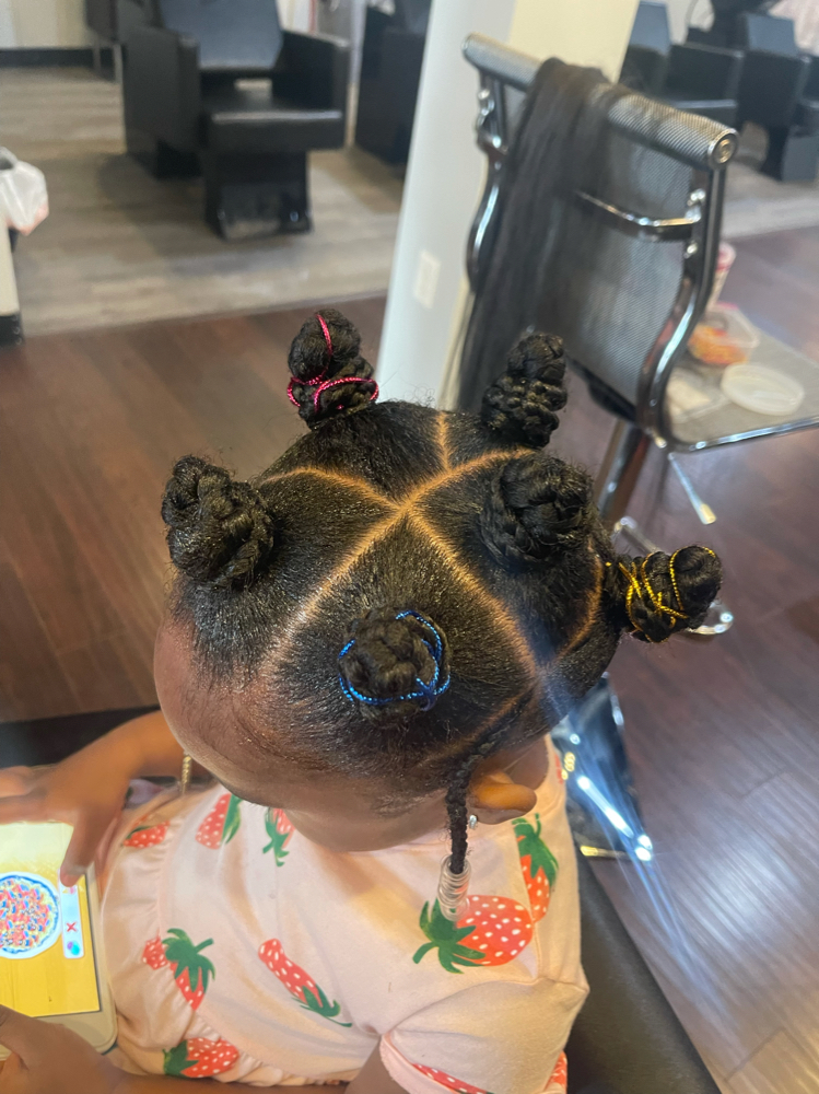 Kiddie Bantu Knots