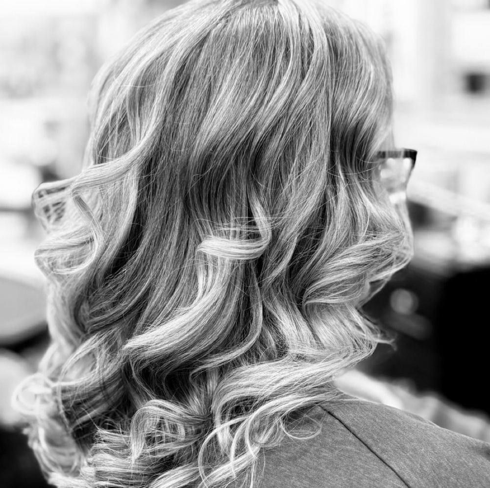 Highlight, Lowlight, Haircut at Sarahjea Hair Design in Liberty, MO