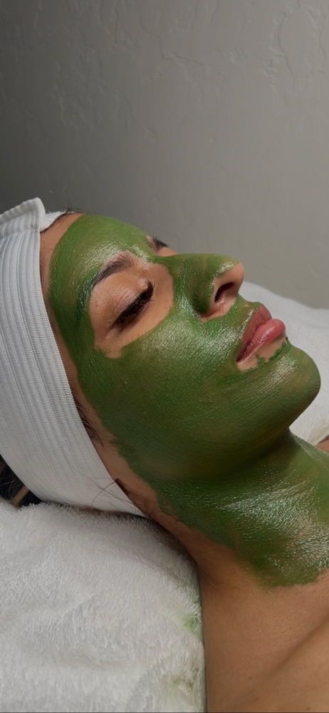Pure Radiance Facial