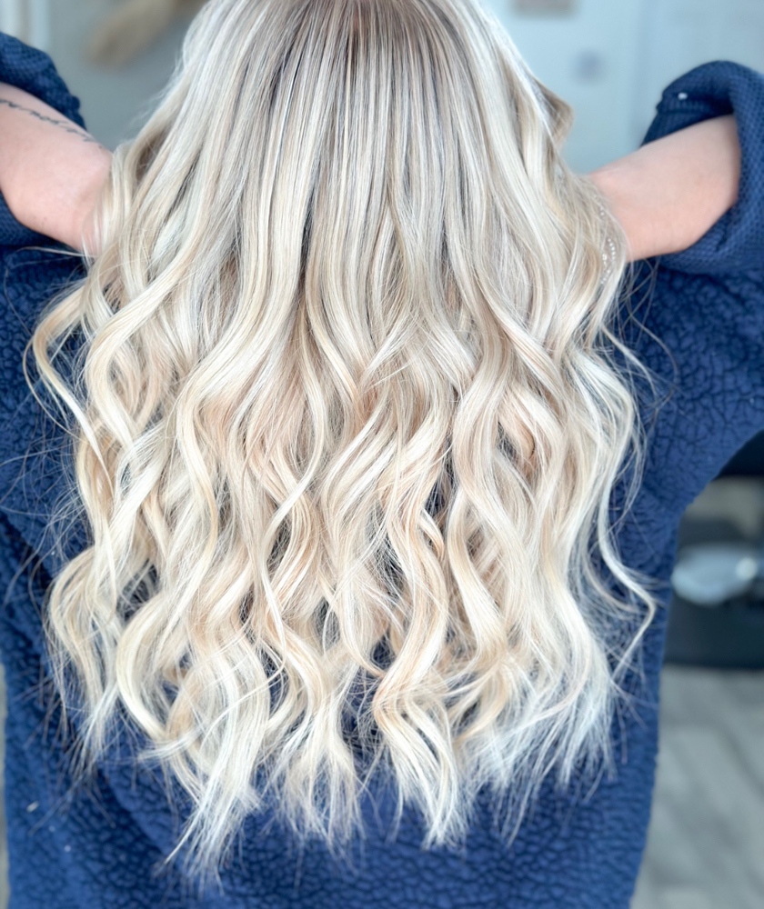 New Install/ Blonding Service at Hairby_Sydneyyy in Flandreau, SD