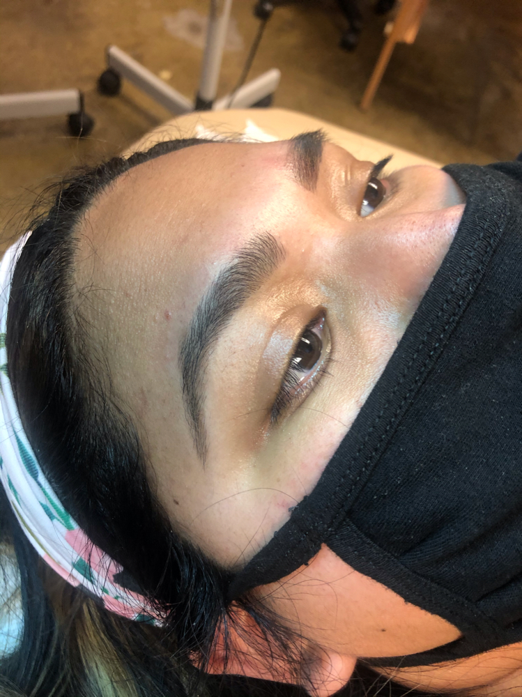 Brow Tinting