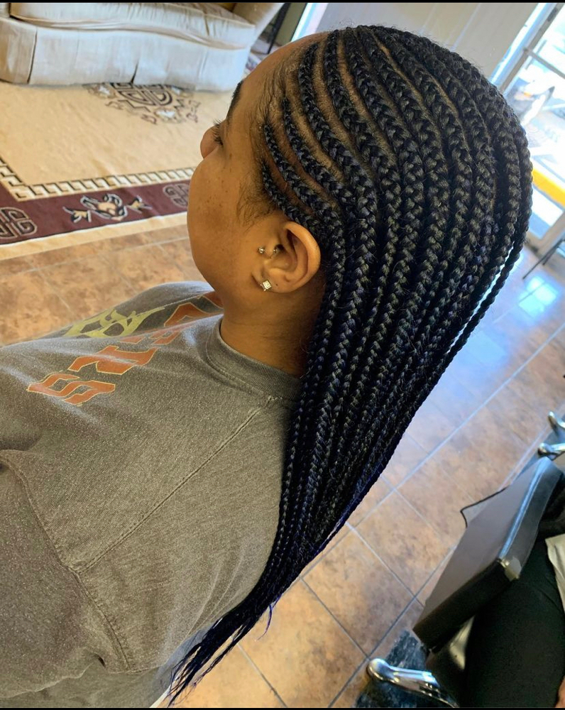 Feed in braids W/ Layers (Medium)