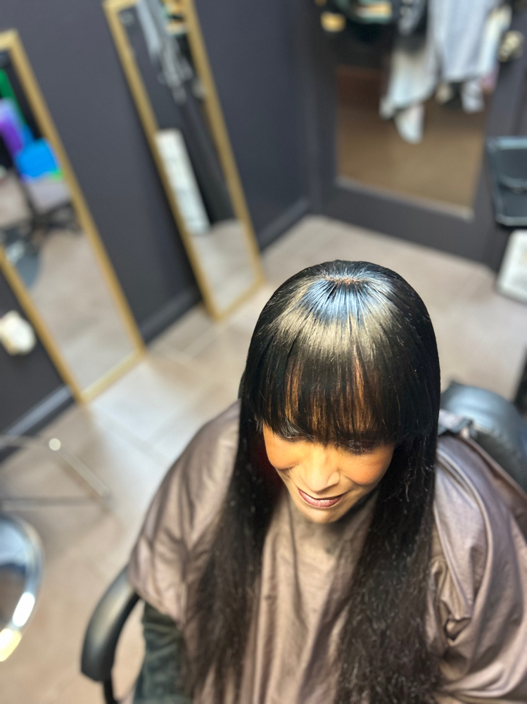 Sew-in with closure