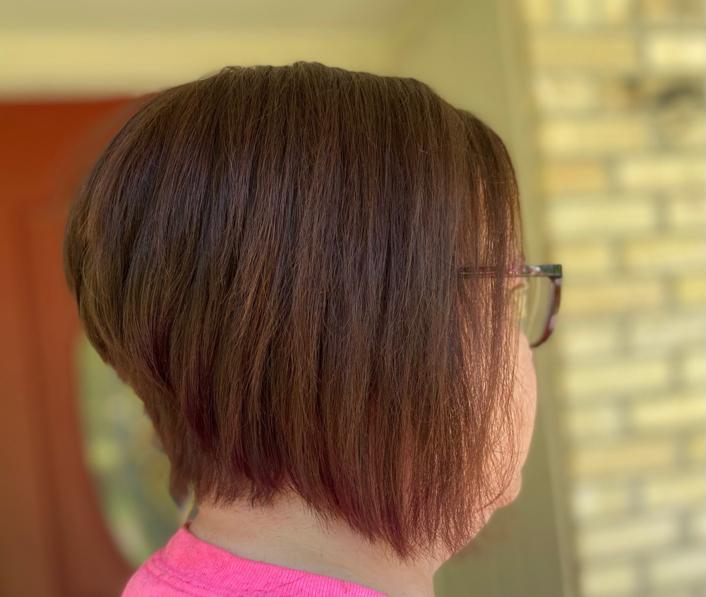 Single process color at Pretty Parlor By Lyric in Humble, TX