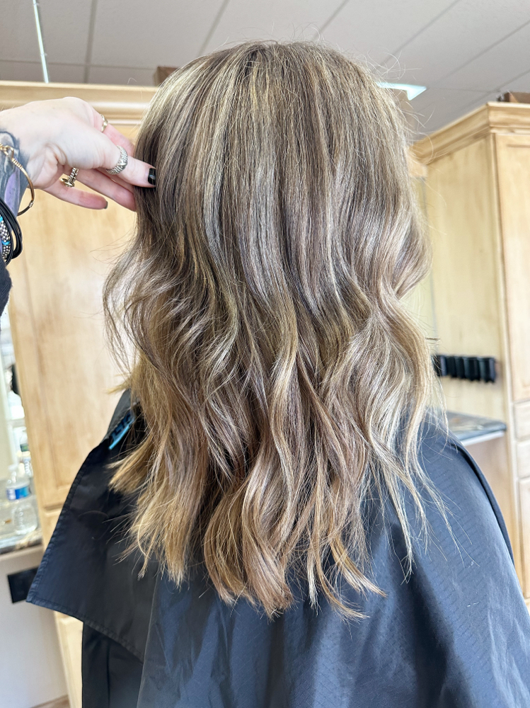 Shampoo|cut|style