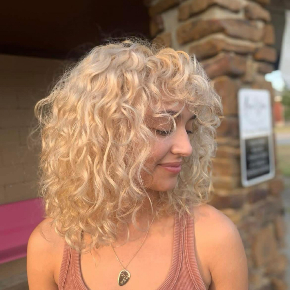 Haircut With Shampoo at ChelC 479-225-1827 in Springdale, AR