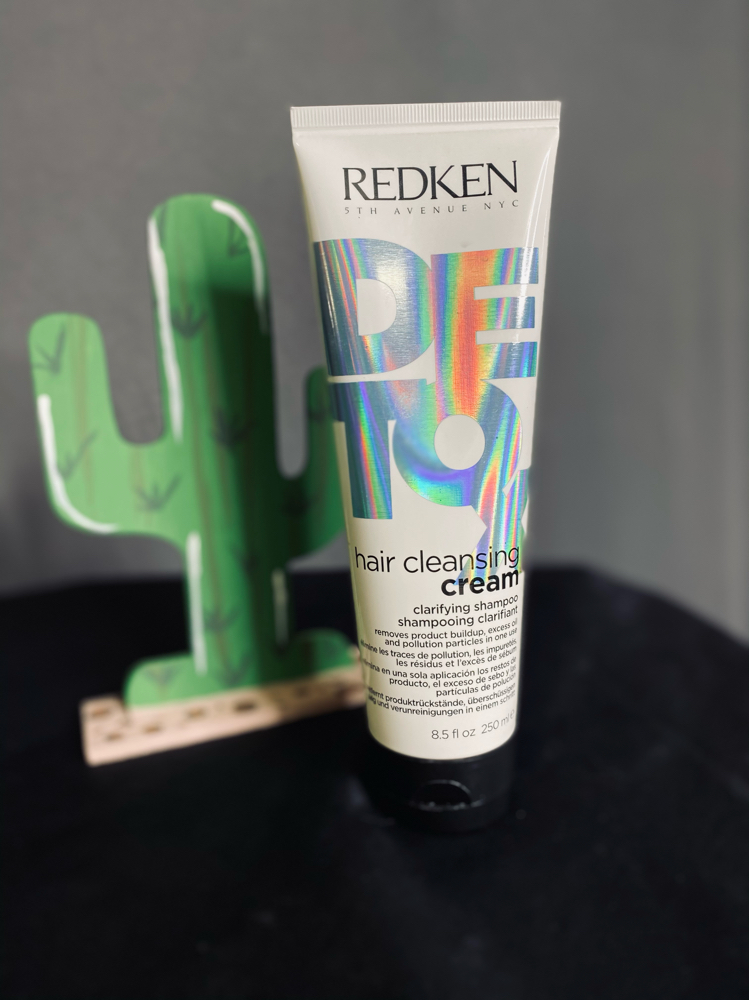Clarifying Shampoo Treatment at Pretty Parlor By Lyric in Humble, TX