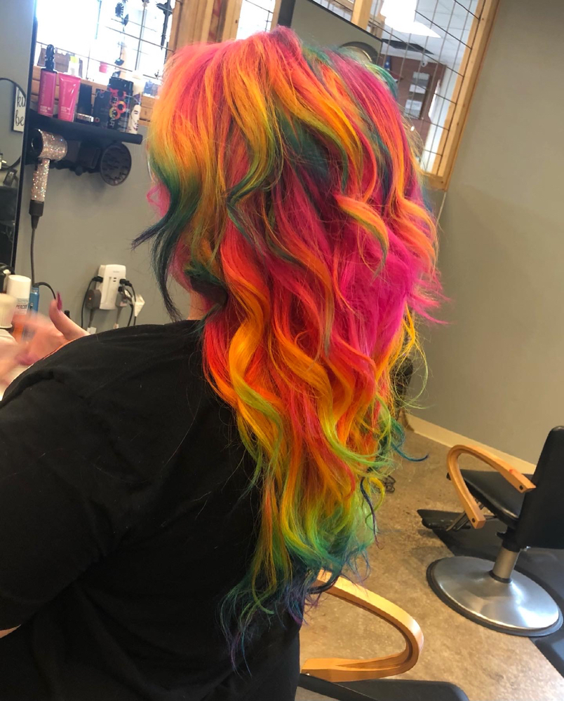 Creative Color at The Beauty Lounge in Guthrie, OK